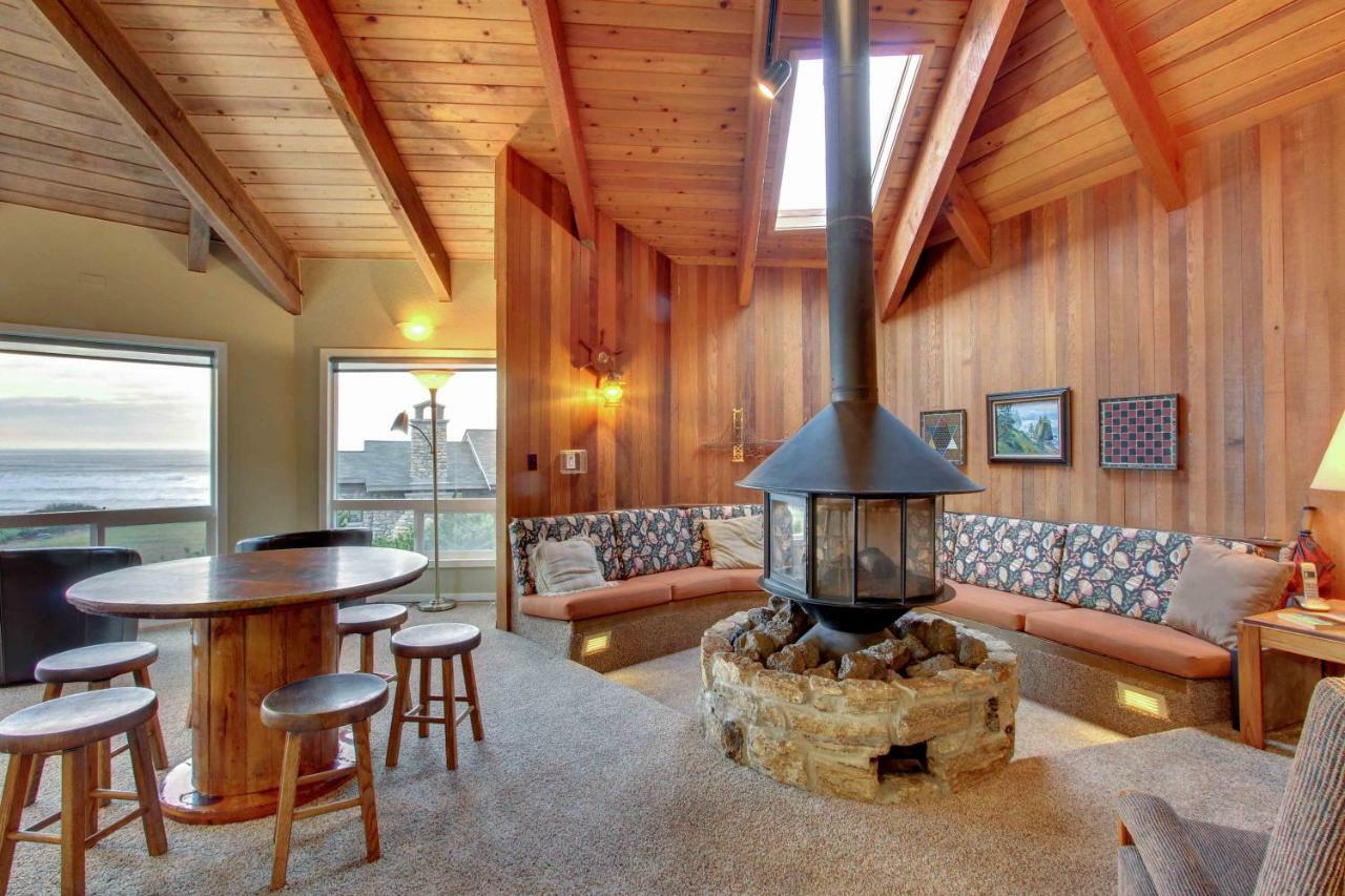The Yaquina House Villa Newport Exterior photo